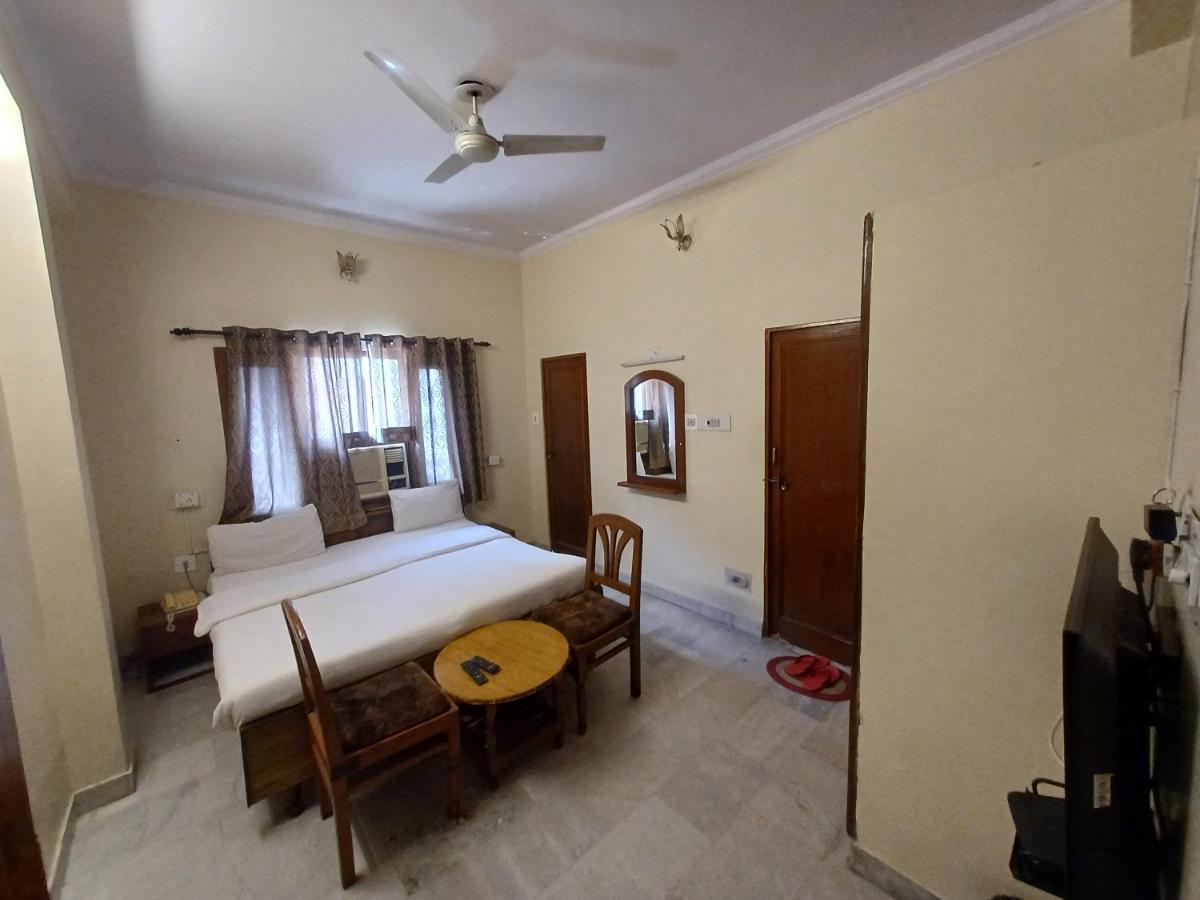 Hotel Raghav Palace 1 Km Jaipur Junction & Bus Stand Sindhi Camp Exteriör bild