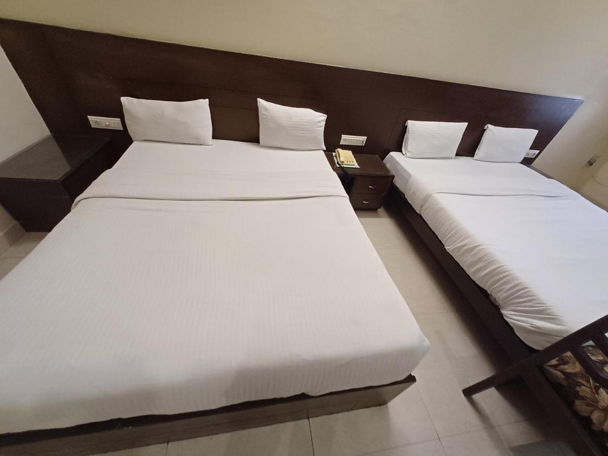 Hotel Raghav Palace 1 Km Jaipur Junction & Bus Stand Sindhi Camp Exteriör bild